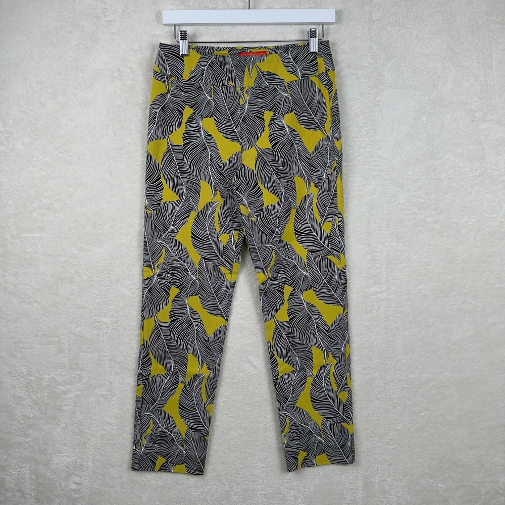 Krazy Larry Women's Size 4 Yellow Black White Leaf Print Statement Print‎